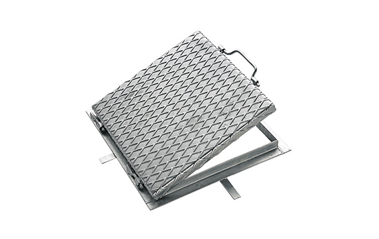 F3175CHCIZI60 CHIUSINO per CISTERNE luce foro 60X60 -Tipo Casagrande- acciaio zincato Art. CHCIZI.60 Casagrande