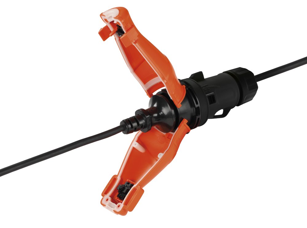 F3764100127 PVS PRESA SCHUKO BIV. IP67 CON GUSCI DI PROTEZIONE PER SPINE SCHUKO PRESSOFUSE 10A 2P+T Art. 1823 Rosi